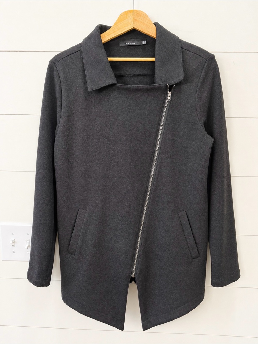 Doe & Rae Black Knit Asymmetrical Jacket L